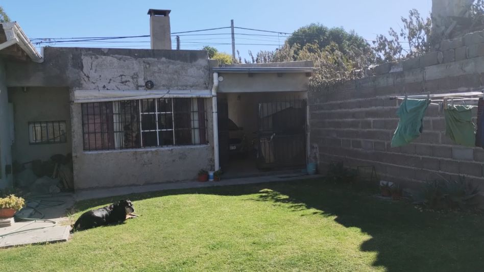 El patio de la vivienda donde este ilícito se produjo. El vecino damnificado denunció ante la Policía lo ocurrido. FOTOS: RICARDO LOJO