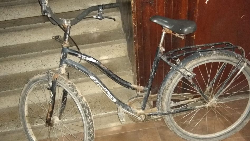   Retuvieron a dos menores por un robo en un almacén