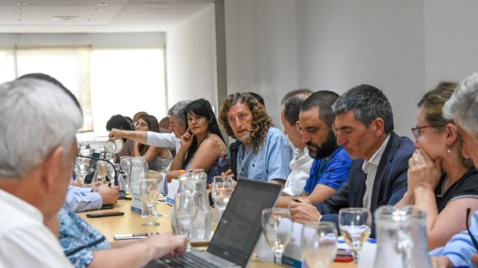 Provincia: estatales y judiciales cobrarán mayo con un 40% de aumento y docentes evalúan propuesta