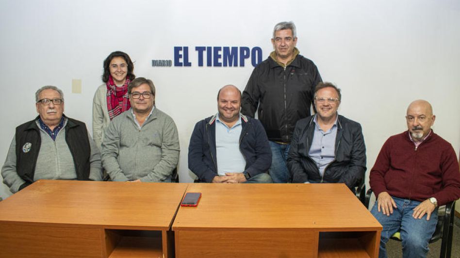Integrantes del Observatorio Laboral Azul, conformado por la AECA, el CEDA, el Consejo Profesional de Ciencias Económicas, la Facultad de Agronomía y el IPPA.