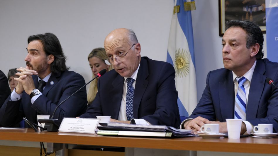 Para el Procurador, la Corte no debe intervenir en la re reelección de intendentes bonaerenses