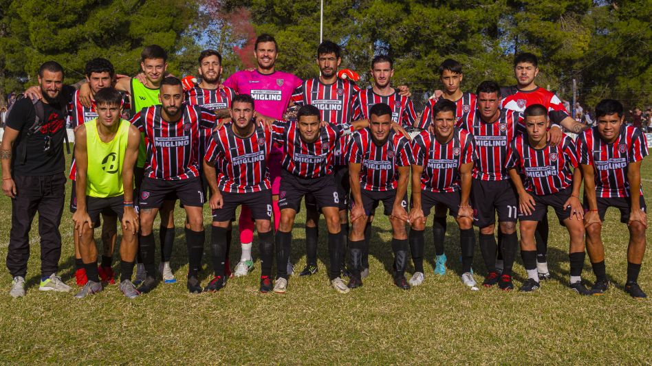 Chacarita Juniors estará visitando, mañana, a Racing de Olavarría en el inicio de los octavos de final de la Unión Deportiva Regional. ARCHIVO NICOLÁS MURCIA.