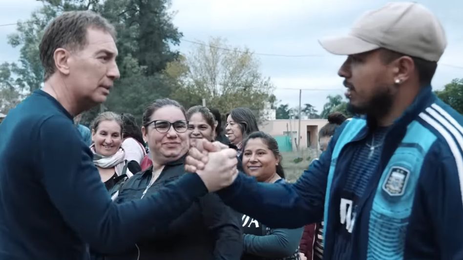 Santilli lanzó su spot de campaña, focalizado en sus diferencias con Kicillof en seguridad, trabajo y educación