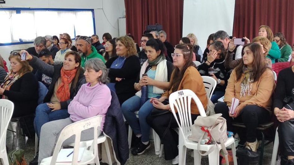 La capacitación en herramientas digitales se realizó el viernes pasado en el salón de actos del Instituto 2. GENTILEZA/ATE