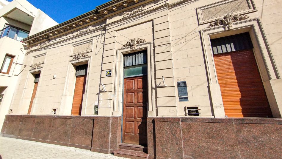 Sede del Tribunal de Trabajo de Azul, en calle San Martín 371. NACHO CORREA