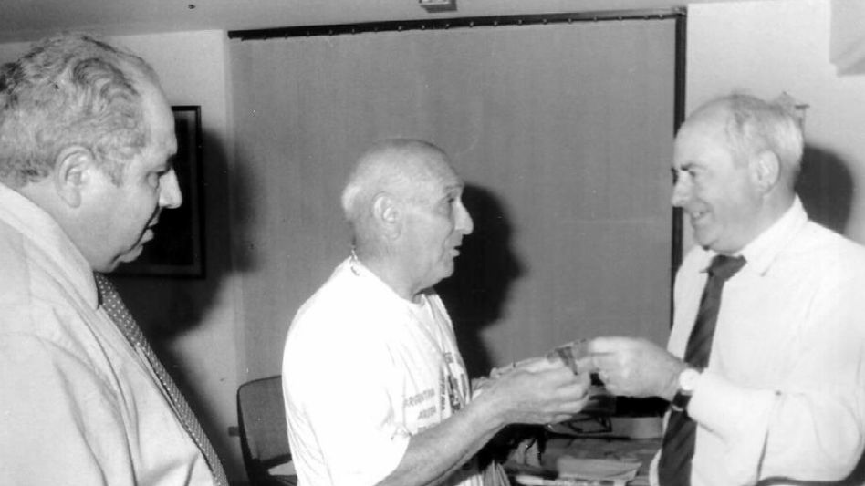 Mario Vitale estuvo presente en todos los medios de la ciudad, retirándose en El Tiempo, donde entabló una amistad con su director Alfredo Ronchetti.
