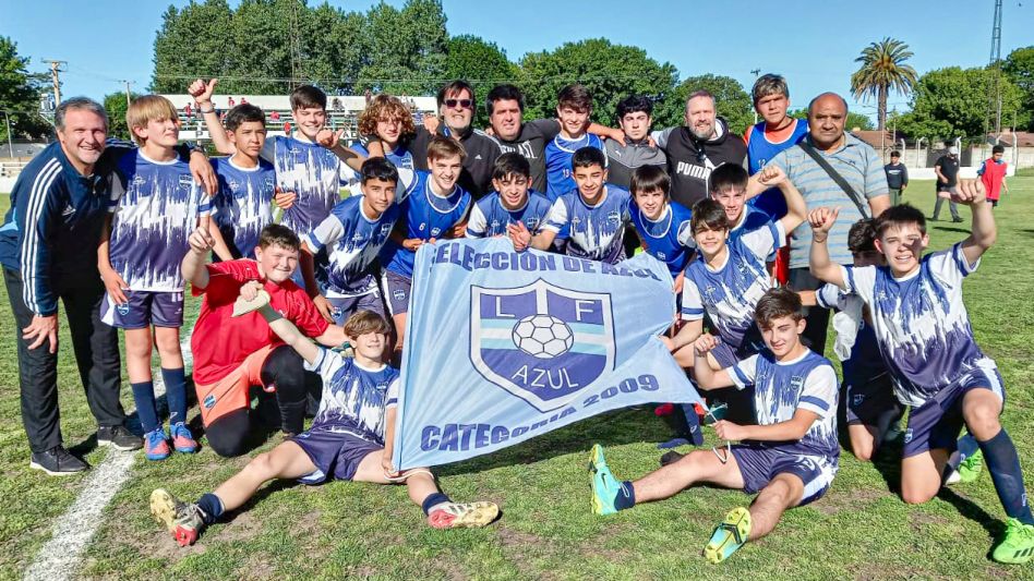 Azul volverá a estar presentante en el campeonato Nacional de Selecciones Sub 13 y Sub 15. Los entrenadores ya realizaron la convocatoria para comenzar con los entrenamientos. Foto: archivo.