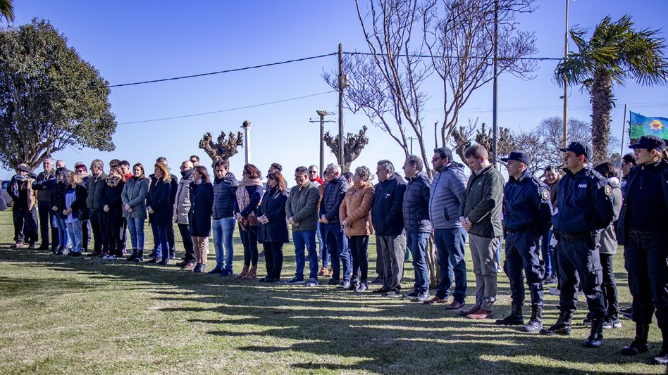Acto conmemorativo por el 111° aniversario de 16 de Julio