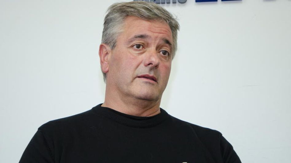 El dirigente del GEN y precandidato a concejal de Podemos Azul, Gastón De Dominicis. NACHO CORREA