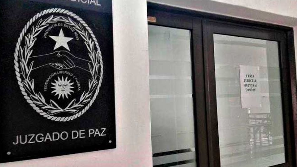 Chivilcoy: una joven de 21 años demandó a su abuela por alimentos y el fallo no tiene precedentes