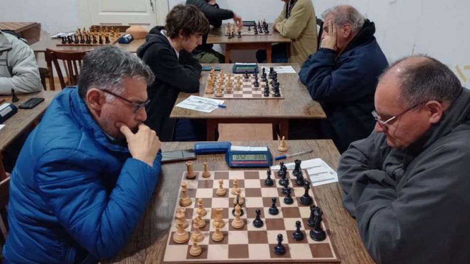 El viernes comenzará un torneo   Senior en el Círculo de Ajedrez  