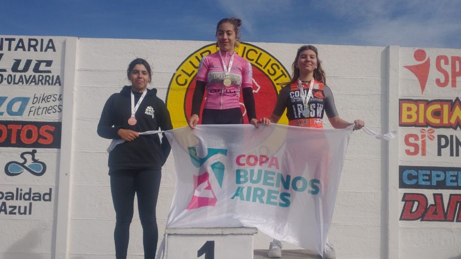 La azuleña Abril Azimonti se impuso en su divisional Damas Sub 14 (clase 2009- 2010), correspondiente a la pruebas selectivas de los Juegos Evita y de la Copa Buenos Aires.