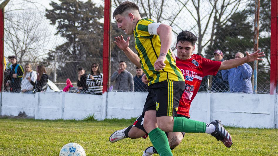 Piazza le ganó, como visitante, a River por 2 a 0 en el inicio del segundo certamen de la temporada de la LFA.  
