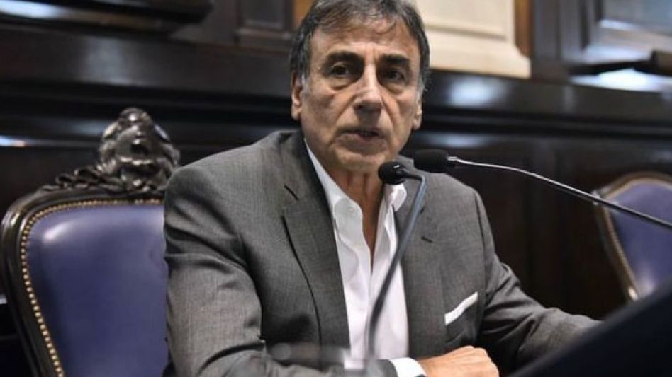Eslaiman: "Massa propone ir hacia adelante, y la oposición busca retroceder"
