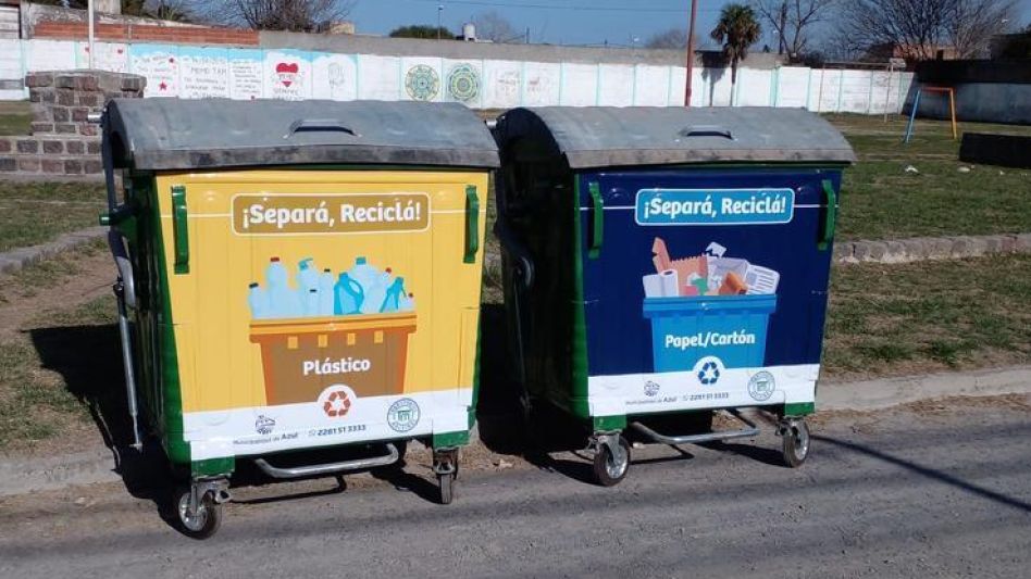 La instalación de los puntos de reciclado es una acción conjunta de la Comuna y la empresa Malvinas.  PRENSA MUNICIPAL