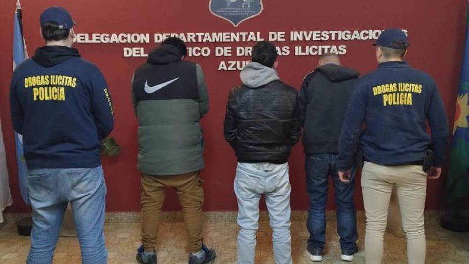De los tres investigados por esta infracción a la Ley 23.737 sólo dos declararon cuando ayer fueron indagados en el Juzgado Federal 1.  FOTOS: DROGAS ILÍCITAS AZUL/PBA