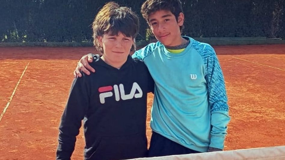 Kevin Vena y Felipe Godoy superaron la etapa regional de tenis y clasificaron a Mar del Plata. Foto: gentileza Prensa Municipal.