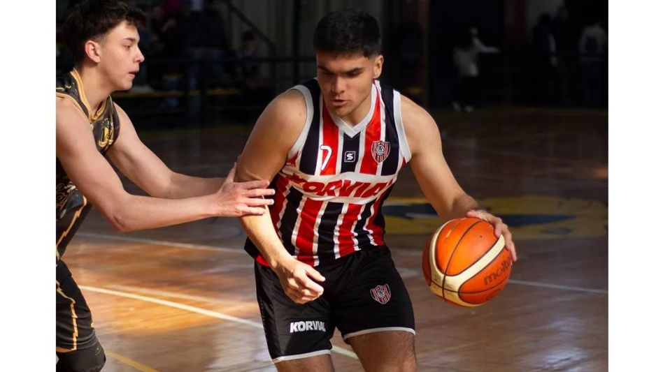 Saldo a favor fue lo que dejó el paso de los combinados de la tira Negra de Chacarita por Olavarría. Foto: gentileza Facebook Chacarita Básquet.