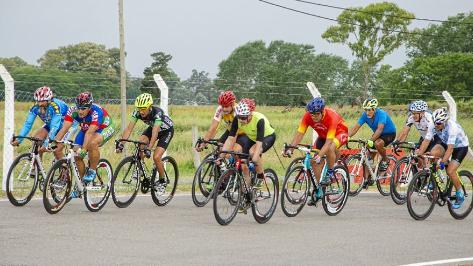 El lunes se desarrollará un nuevo festival ciclístico en el óvalo municipal. La actividad comenzará 10.30 y se extenderá por más de seis horas. ARCHIVO