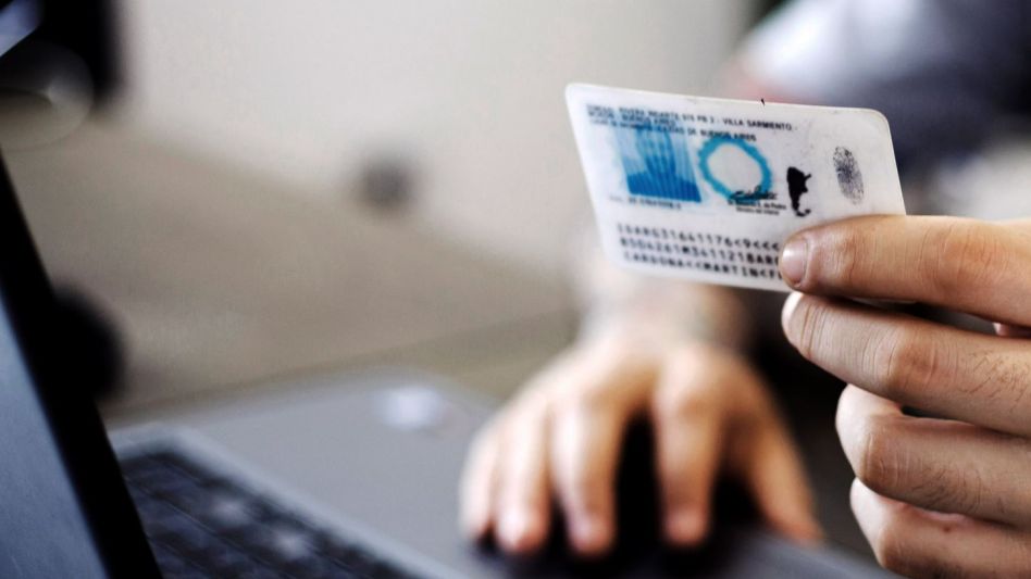 Los DNI llegan a la numeración 70 millones para recién nacidos en Argentina