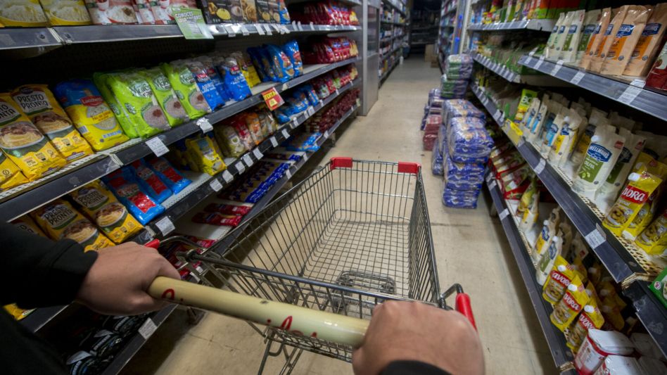 Inflación: el IPC se disparó a 12,4% en agosto tras la devaluación y batió un récord