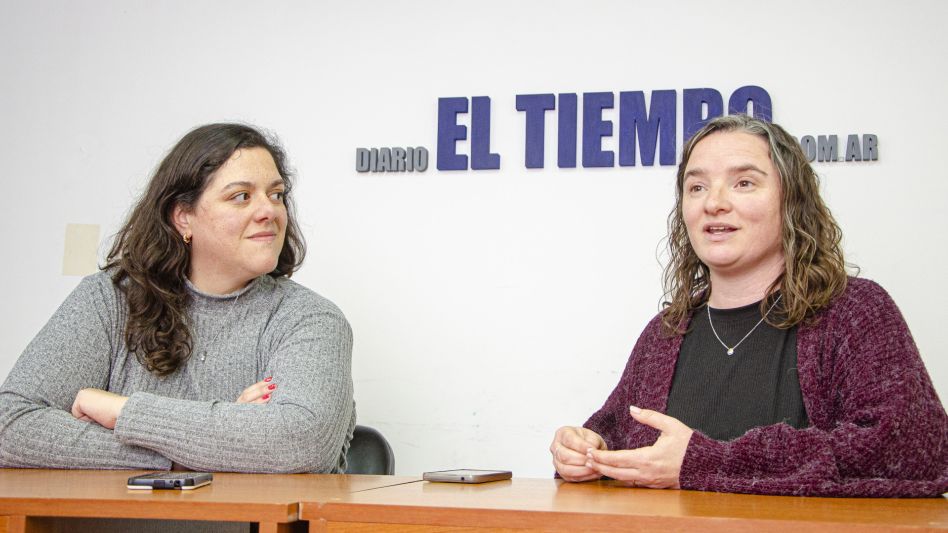 Laura Graziano y Sofía Sortino el día que visitaron la redacción de diario EL TIEMPO para hablar sobre la Expo UNICEN 2023. NACHO CORREA