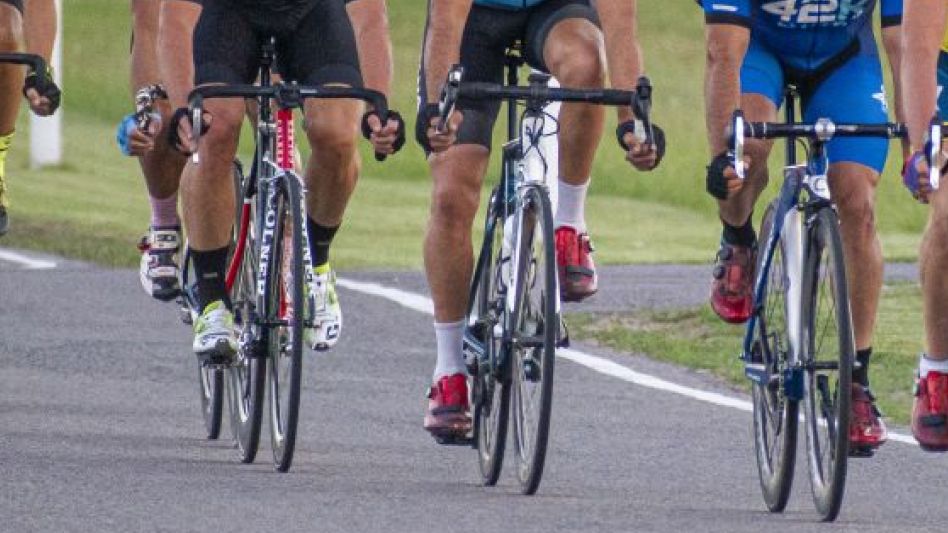 Ciclismo: hoy habrá actividad en el óvalo municipal