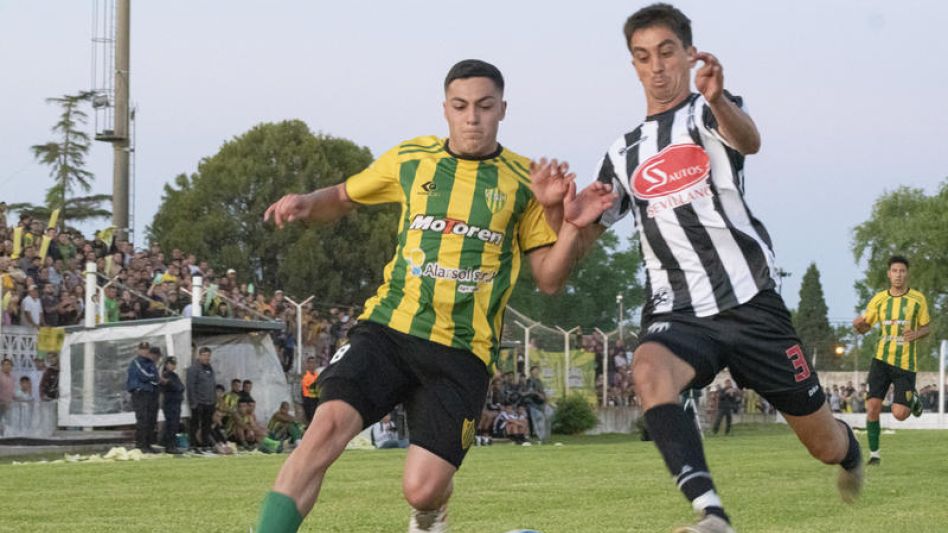 En el Félix Piazza, el industrial estará recibiendo a Alumni en el partido más trascendental de la fecha. 