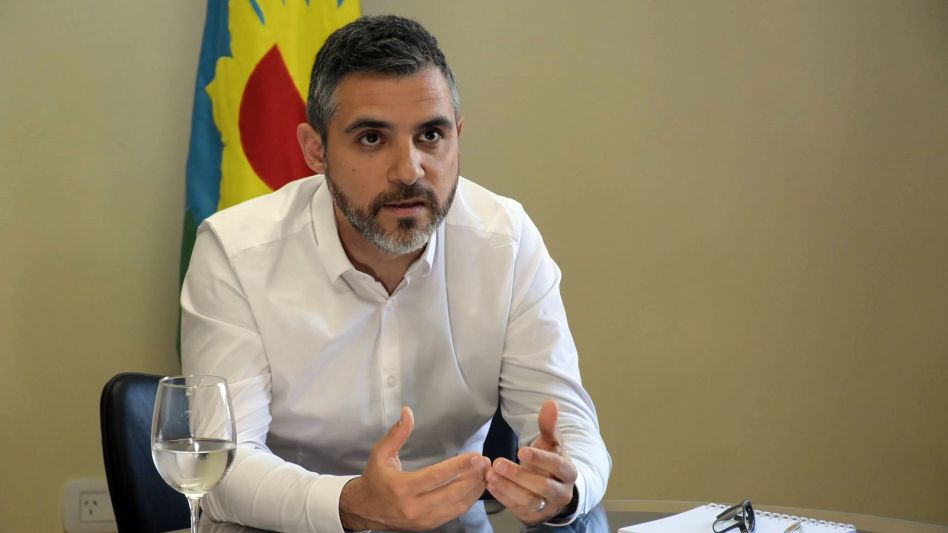 Girard respaldó a Massa y advirtió que "la fuga de capitales con evasión fiscal es un delito penal"