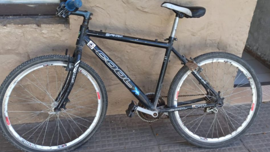 La bicicleta fue hallada en Avenida República de Italia y Calle 306. FOTO: CPA/PBA