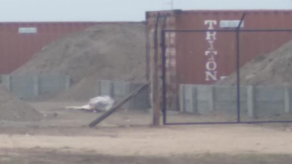 Imágenes captadas por vecinos del paraje La Colorada del predio donde se desarrolla el emprendimiento que genera preocupación en los habitantes del sector.