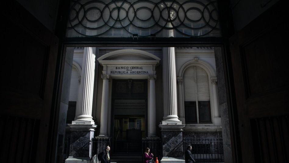 Pese a la caída de los plazos fijos, el BCRA dijo que el ahorro "está resguardado"