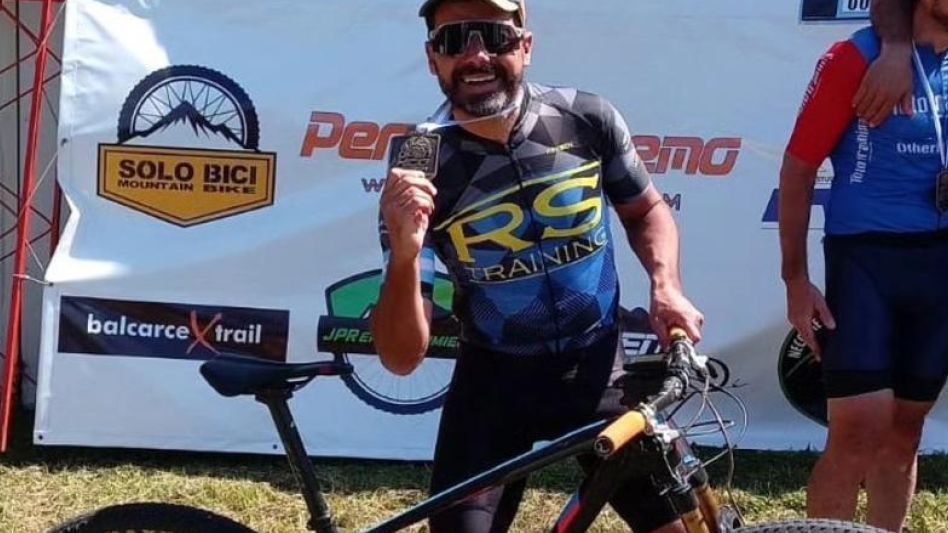 Ramiro Sottile, primero en Máster C1, y Eduardo Alzamendi, segundo en Promocionales A, fueron los podios azuleños en Mar del Plata.