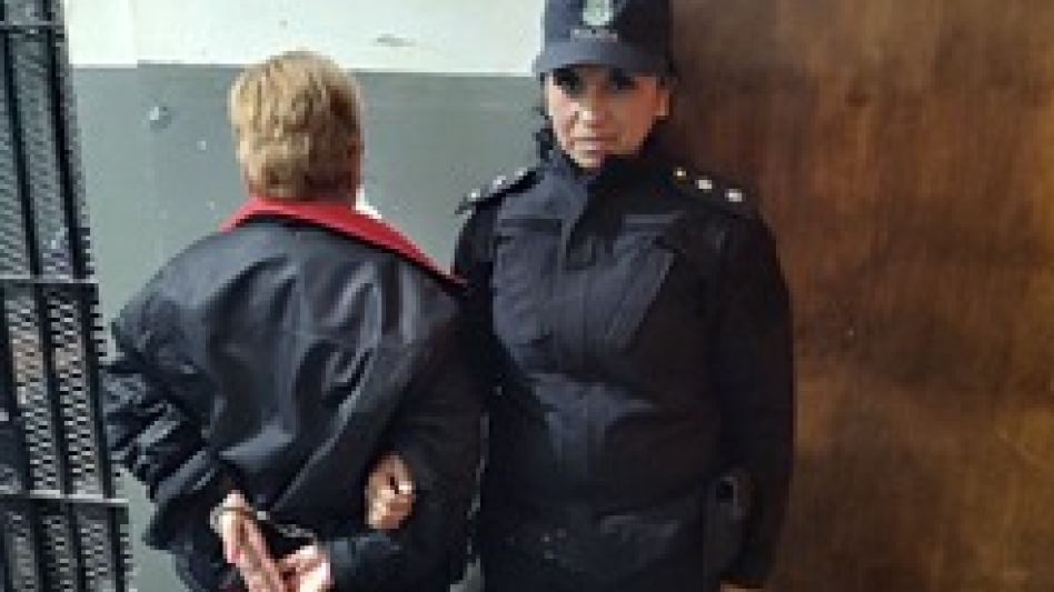 Detienen a una mujer por la presunta autoría de un  incendio intencional