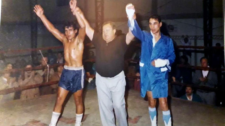 Azul tiene una rica historia en el boxeo y su listado de boxeadores así lo demuestra. Darío Flamengo (a la derecha).
