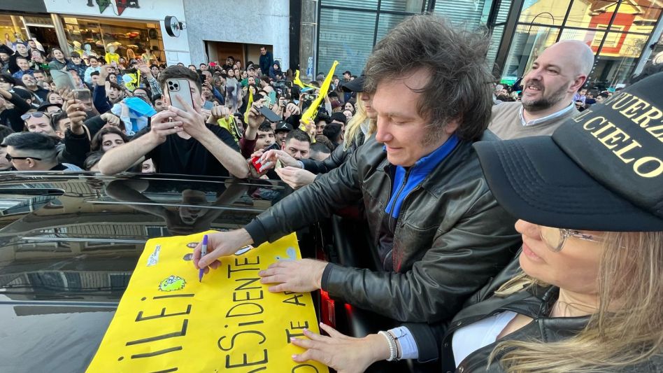 Milei con Píparo en Mar del Plata: "los que quieran un cambio, voten por nosotros"