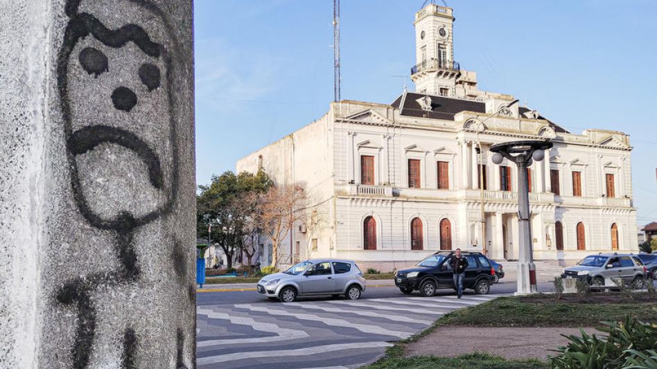  Plaza San Martín: "El abandono en que se  encuentra es francamente deprimente"
