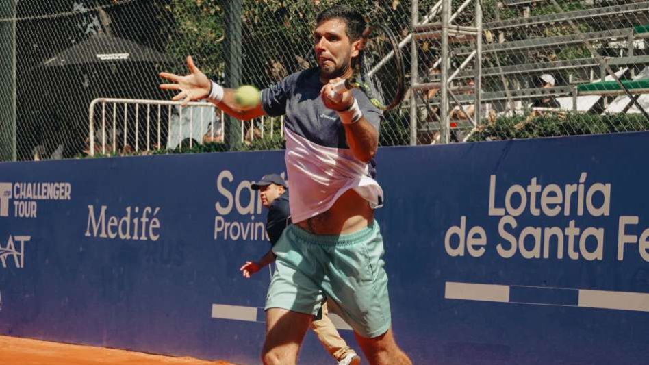 El azuleño quedó eliminado frente al checo Vit Kopriva en los cuartos de final del ATP Challenger de Santa Fe. Foto: gentileza AAT.