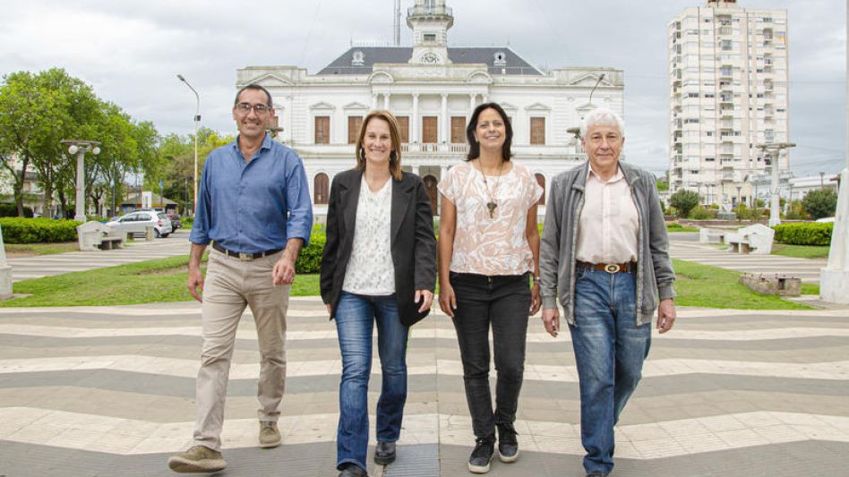 Nelson Sombra, de Unión por la Patria; Natalia Colomé, de Juntos por el Cambio; María Victoria Herrera, del Frente de Izquierda y los Trabajadores; y Luis Kletnicki, de La Libertad Avanza Azul. 