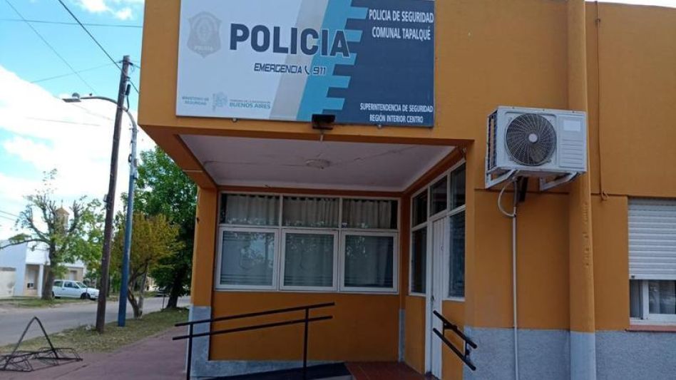 La Estación de Policía Comunal de Tapalqué. Hace tres días fue allanada.  ARCHIVO