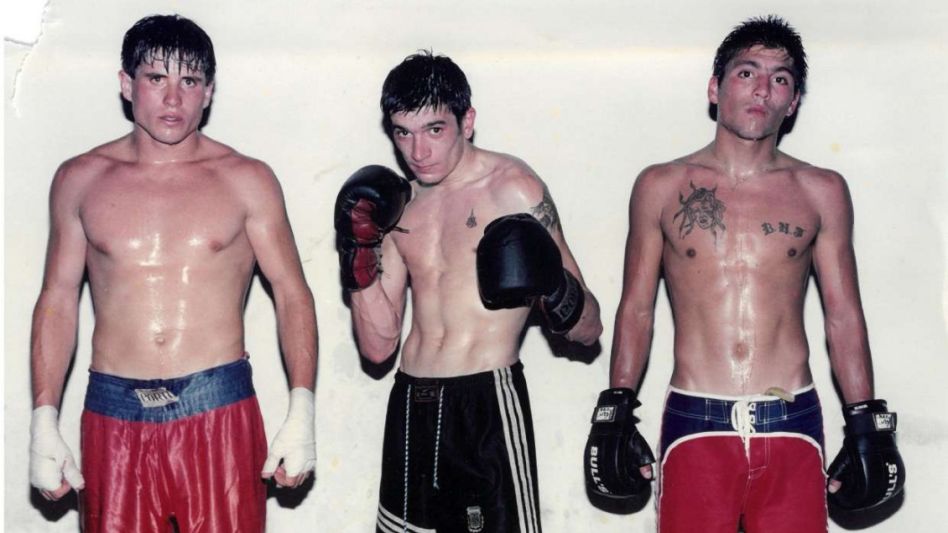 En una nueva entrega del especialista Juan José Zurro, recordamos la carrera de los pugilistas azuleños. En la foto aparecen Giammatolo, Alvarado y Goñi. 