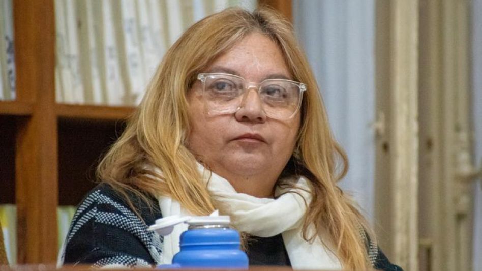 La edil Verónica Crisafulli, del bloque Juntos-GEN, brindó su opinión sobre lo acontecido en la pasada reunión del Consejo Local para el Fomento del Hábitat.  NACHO CORREA