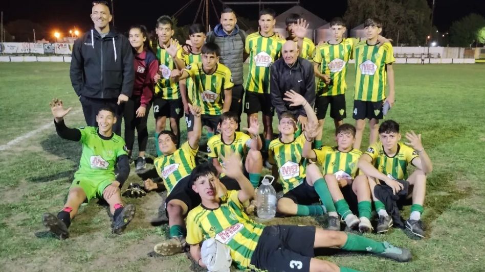 Piazza le ganó a Atlético por 5 a 1 en Séptima y terminó el Clausura en el tercer lugar. Foto: FACEBOOK SPORTIVO PIAZZA 