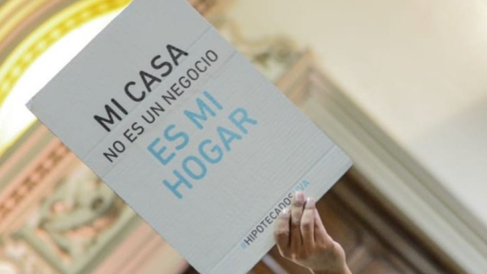 Tomadores de créditos UVA salieron al cruce de Milei