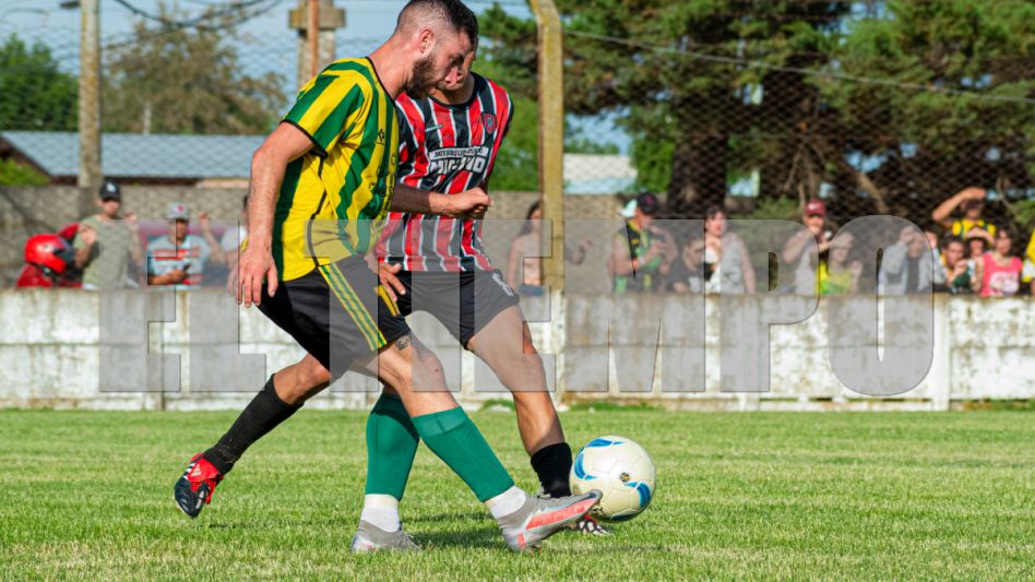 Piazza consiguió ayer una valiosa victoria sobre Chacarita, por 4 a 0, en condición de visitante, y está a un paso de jugar la final del Clausura del certamen doméstico. Foto:  Nicolás Murcia.