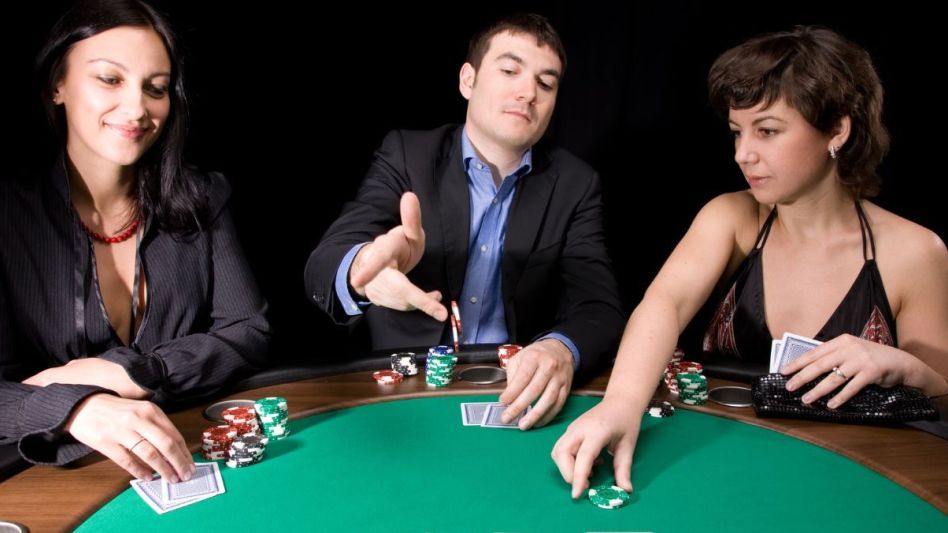 Colaboración en el mundo del póquer