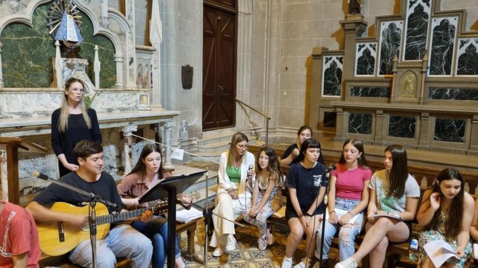 El Obispo realizó la apertura de la Puerta Santa 