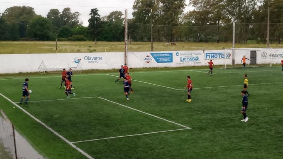 Por un tanto, el seleccionado Sub 15 azuleño ayer quedó eliminado en el cotejo ante Olavarría.  CRISTIAN GALLEGO/VERTE TV