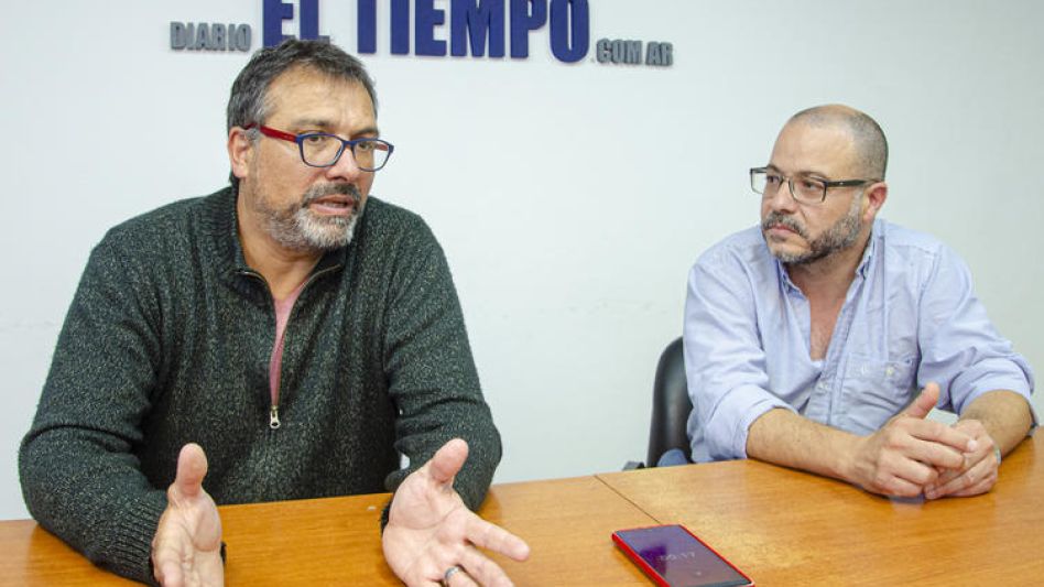 Los dirigentes radicales Luciano Giachetti y Guillermo Ravizzoli brindaron detalles del acto que se desarrollará este domingo por los 40 años de democracia. NACHO CORREA