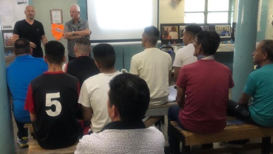 "Lectores Sin rumbo" finalizó sus actividades en la Unidad 38  